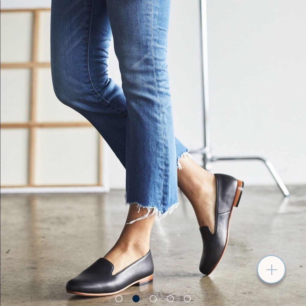 Nisolo Smoking Shoe in Black, sz 9